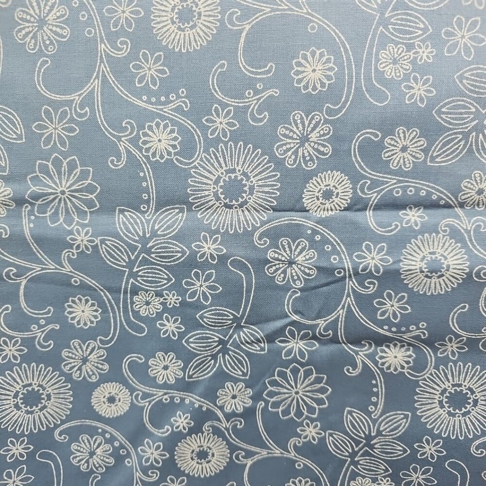 2015 Westrade Textiles Floral Garden Dark Blue White Wide Quilt Back 38x110" OOP